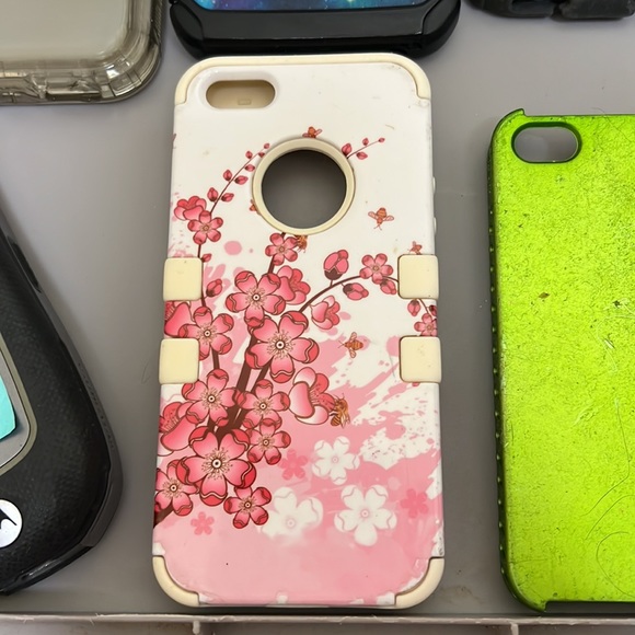 Cell Phone Accessories available with electronic purchase! - Picture 15 of 16